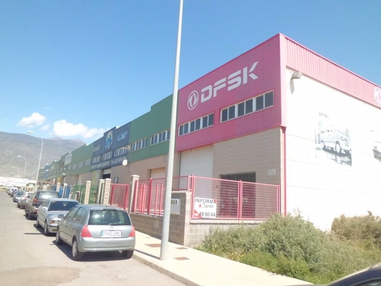 Calle Sierra Atalaya, 12, El Ejido, Almería en alquiler - Foto del edificio - Imagen 3 de 12