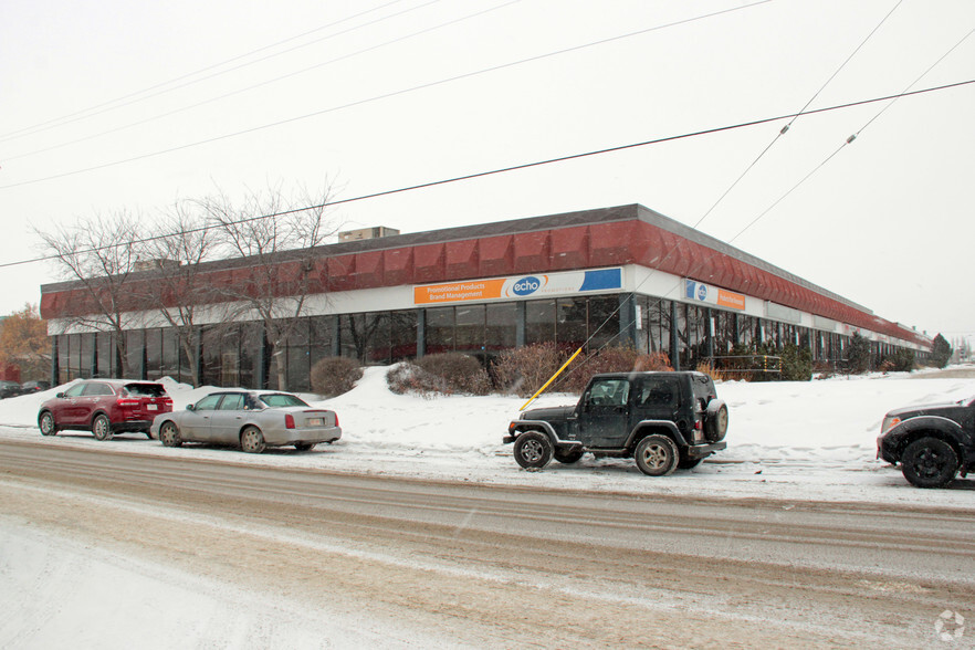 11606-11642 149th St NW, Edmonton, AB en alquiler - Foto del edificio - Imagen 3 de 12