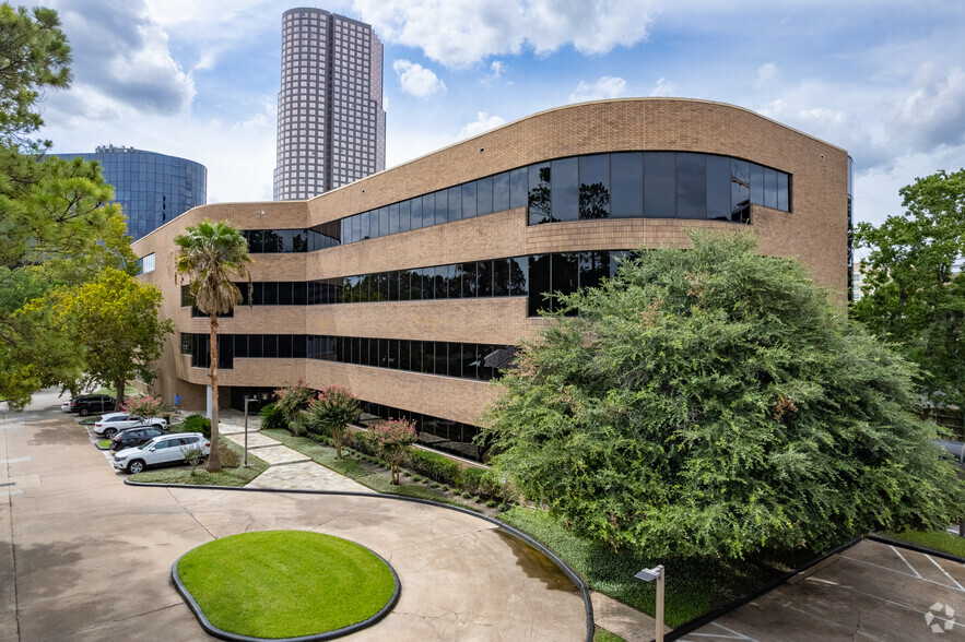 1811 Bering Dr, Houston, TX en alquiler - Foto del edificio - Imagen 1 de 32