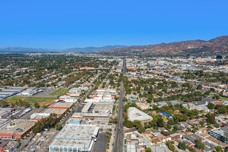 800 S Main St, Burbank, CA - VISTA AÉREA  vista de mapa - Image1