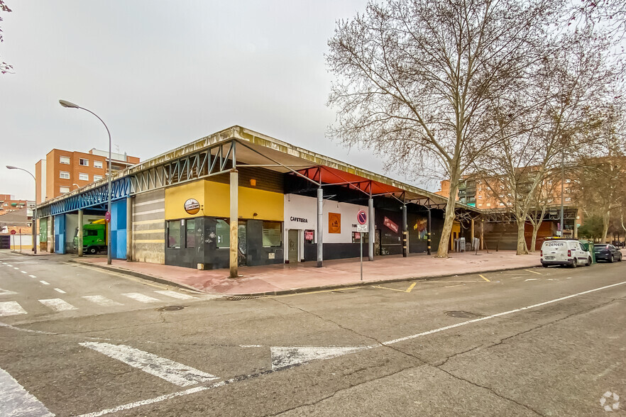 Paseo Val, 16, Alcalá De Henares, Madrid en venta - Foto del edificio - Imagen 1 de 1