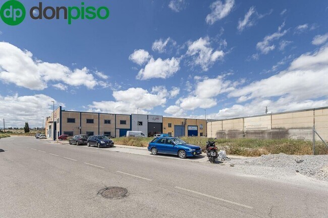 Más detalles de Paseo de las Andas, 9, Las Gabias - Nave en venta