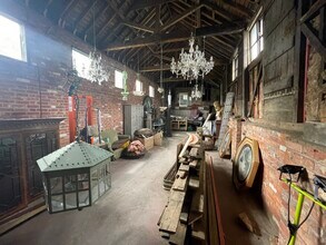 Rear of 38-40 High Street, Bagshot en alquiler Foto del interior- Imagen 2 de 7