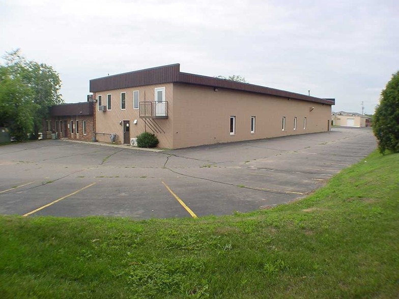 1415 Merrill Ave, Wausau, WI en alquiler - Foto del edificio - Imagen 2 de 4