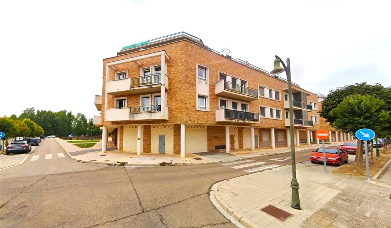 Local en Grijota en venta Foto del edificio- Imagen 1 de 27