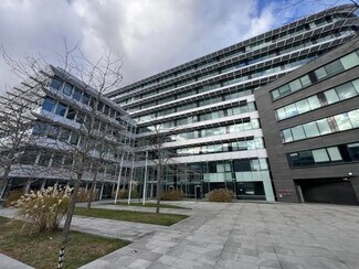 Más detalles de 8 Avenue De Lunca, Montigny-le-Bretonneux - Oficina en alquiler