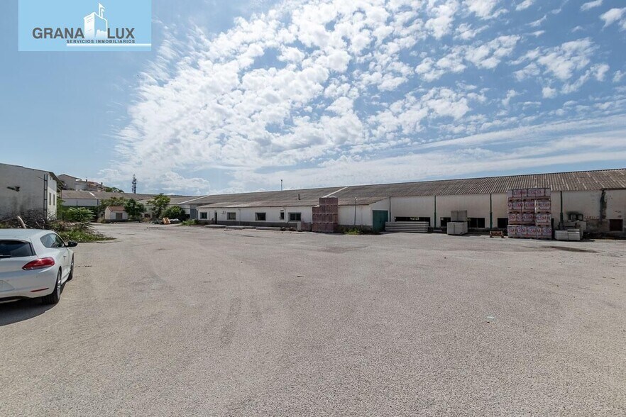 Nave en Íllora, Granada en venta - Foto del edificio - Imagen 3 de 32