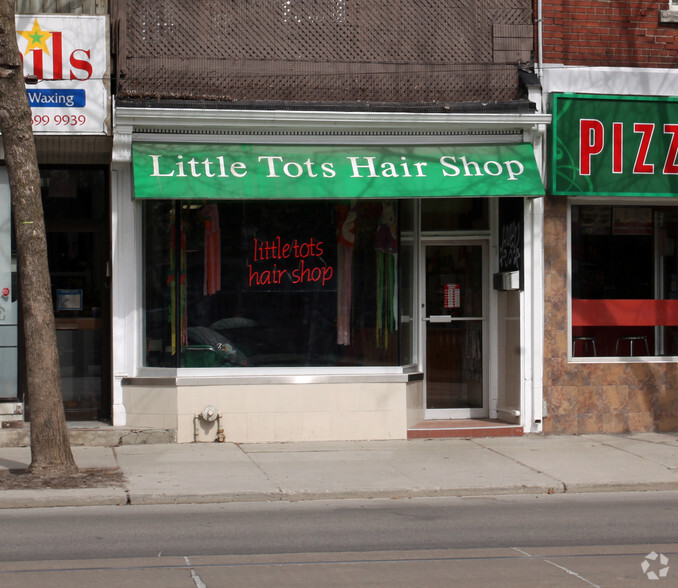 1926 Queen St, Toronto, ON en alquiler - Foto del edificio - Imagen 3 de 3