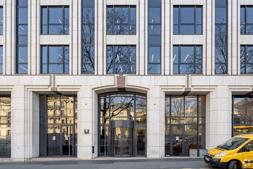 13 Avenue De Friedland, Paris en alquiler - Foto del edificio - Imagen 3 de 3