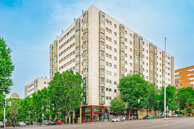 Más detalles de Edificio residencial​ en venta