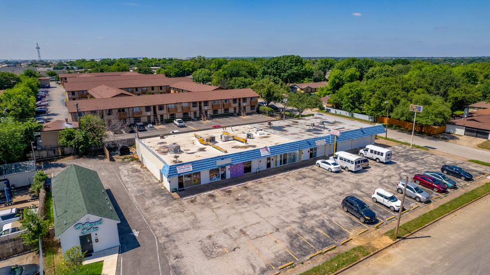 131-145 Sheffield Dr, Fort Worth, TX en alquiler - Foto del edificio - Imagen 3 de 4