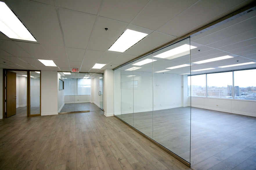 970 Lawrence Ave W, Toronto, ON en alquiler - Foto del interior - Imagen 2 de 2