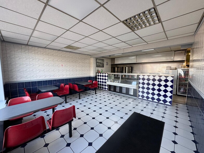 133 Luton Rd, Dunstable en venta - Foto del edificio - Imagen 2 de 7