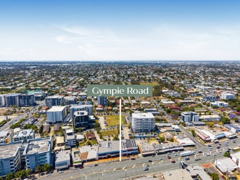 823 Gympie Rd, Chermside en alquiler - Vista aérea - Imagen 3 de 3