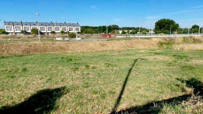 Más detalles de Calle la Lastra, León - Terreno en venta