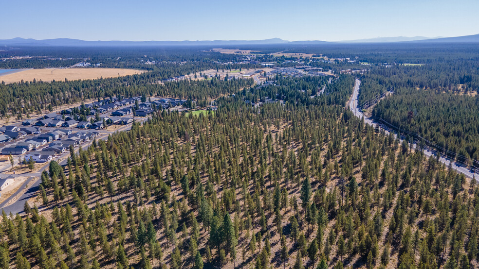 51950 Huntington Rd, La Pine, OR en venta - Foto del edificio - Imagen 2 de 22