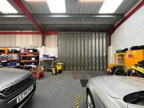 C R Bates Industrial Estate, Stokenchurch en alquiler Foto del interior- Imagen 2 de 9