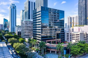 800 Brickell - Inmueble