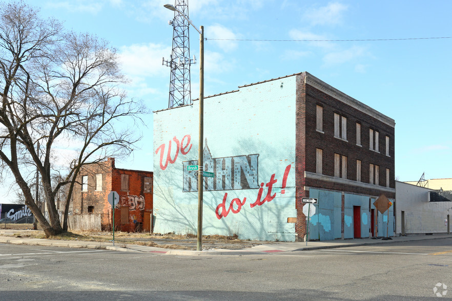 318 Milwaukee Rd, Detroit, MI en venta - Foto del edificio - Imagen 2 de 2