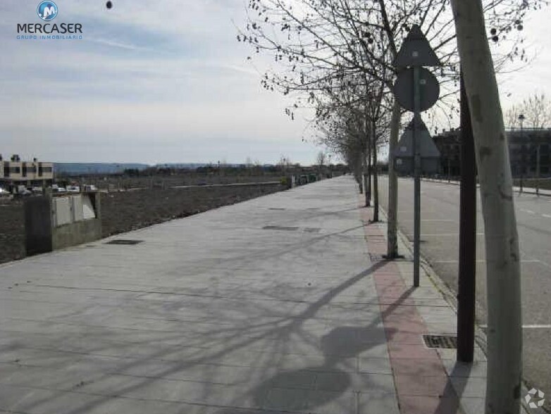 Terreno en Cabanillas del Campo, Guadalajara en venta - Foto del edificio - Imagen 3 de 5