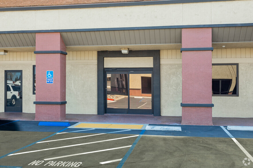 5948 Auburn Blvd, Citrus Heights, CA en alquiler - Foto del edificio - Imagen 3 de 5