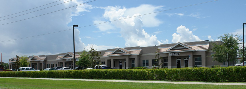 4300 Ford St, Fort Myers, FL en venta - Foto del edificio - Imagen 3 de 6