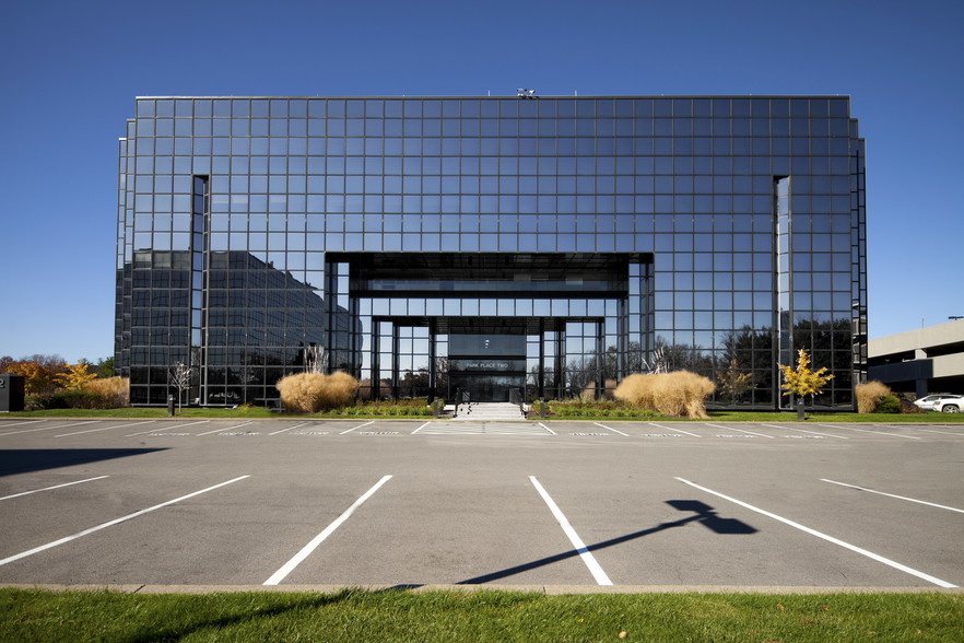 2000 Commerce Dr, Pittsburgh, PA en alquiler - Foto del edificio - Imagen 1 de 8