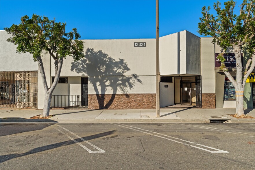 12321 Hawthorne Blvd, Hawthorne, CA en venta - Foto del edificio - Imagen 3 de 24