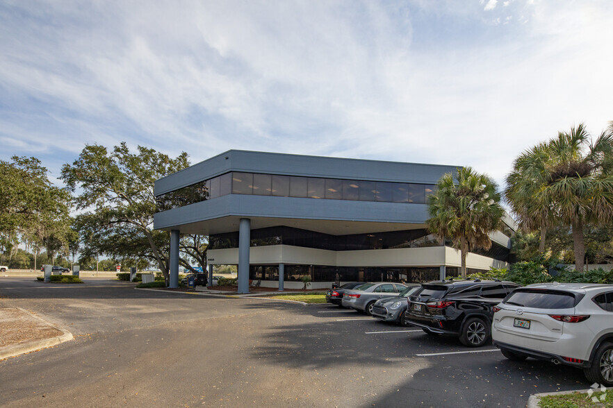 4902 Eisenhower Blvd, Tampa, FL en alquiler - Foto del edificio - Imagen 3 de 6