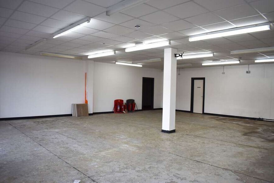 32 Thomas St, Ballymena en alquiler - Foto del edificio - Imagen 2 de 5