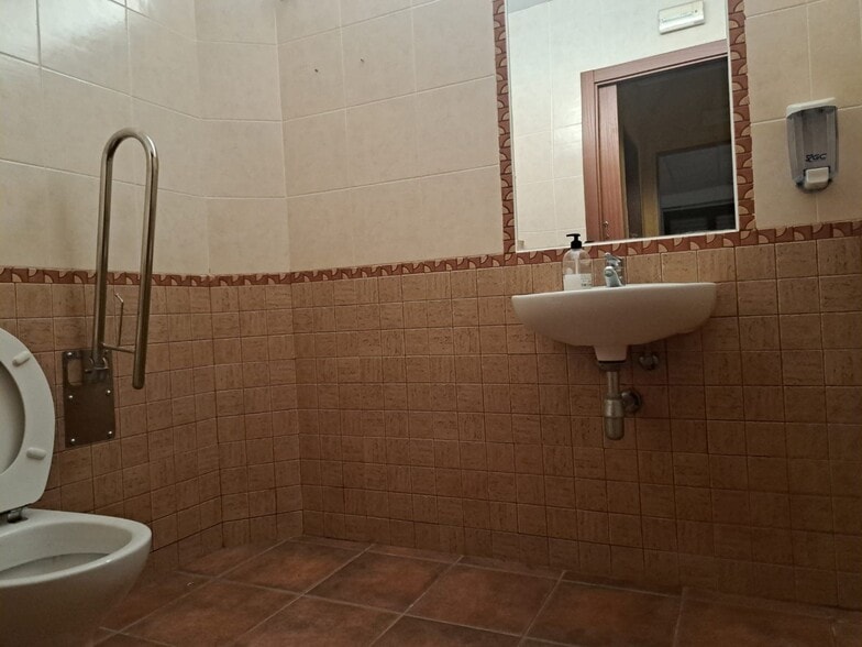 Local en PENÍSCOLA en venta - Foto del interior - Imagen 1 de 14