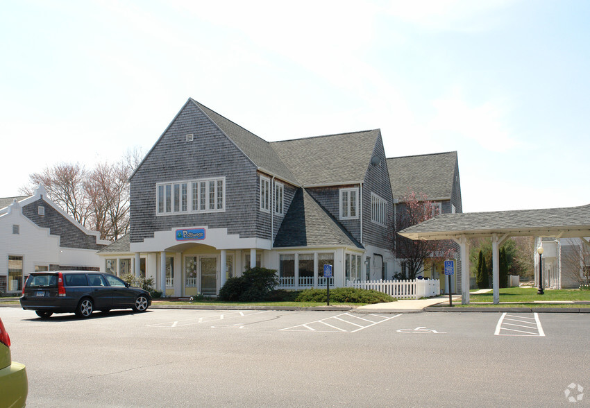 391 Norwich Westerly Rd, North Stonington, CT en alquiler - Foto del edificio - Imagen 2 de 28