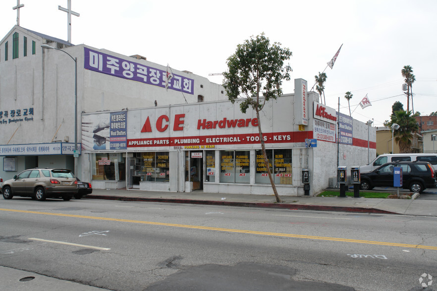 511 S Western Ave, Los Angeles, CA en alquiler - Foto del edificio - Imagen 1 de 3