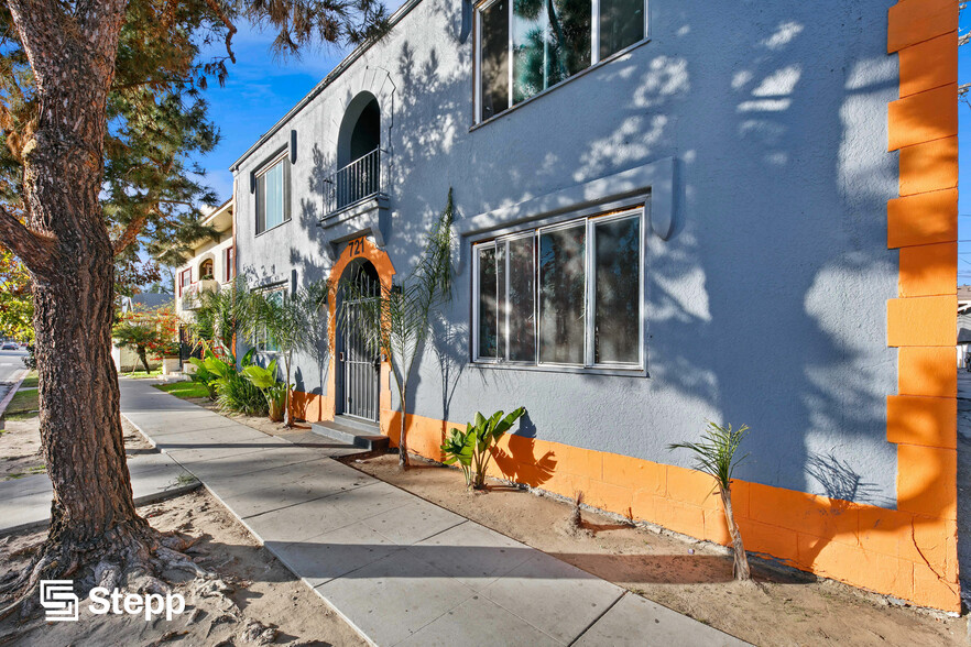 721 E 7th St, Long Beach, CA en venta - Foto del edificio - Imagen 1 de 18