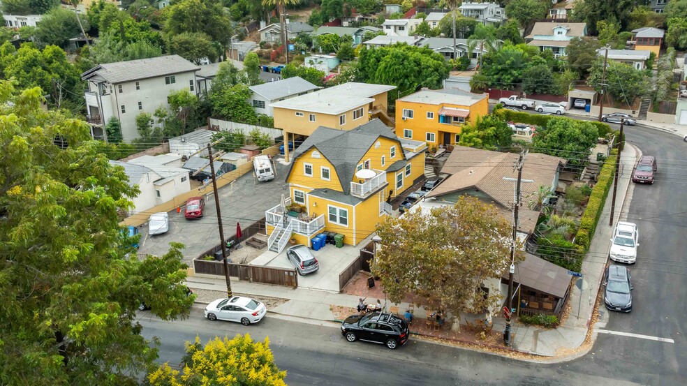 1661 Echo Park Ave, Los Angeles, CA en venta - Foto del edificio - Imagen 2 de 40