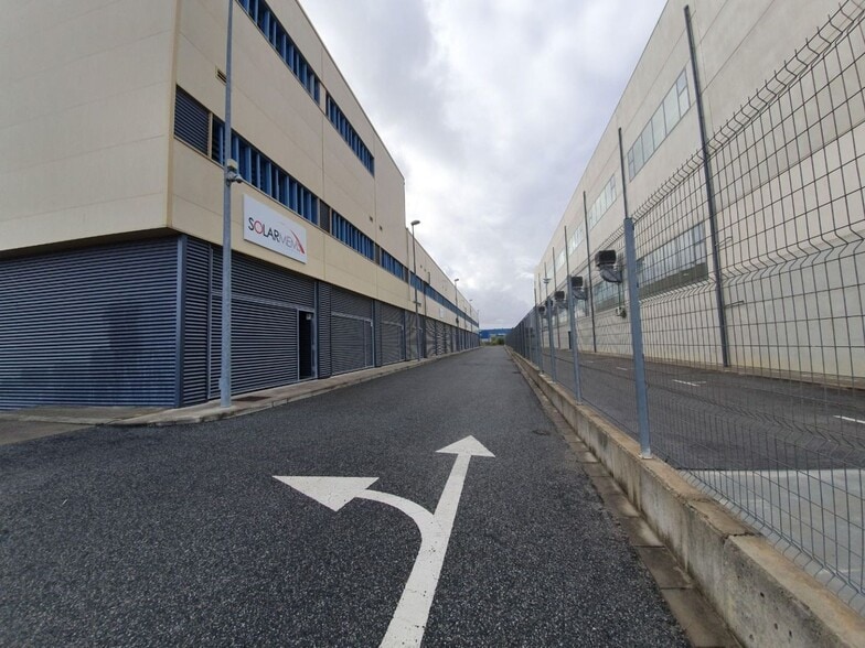 Oficina en La Rinconada en alquiler - Foto del edificio - Imagen 3 de 10