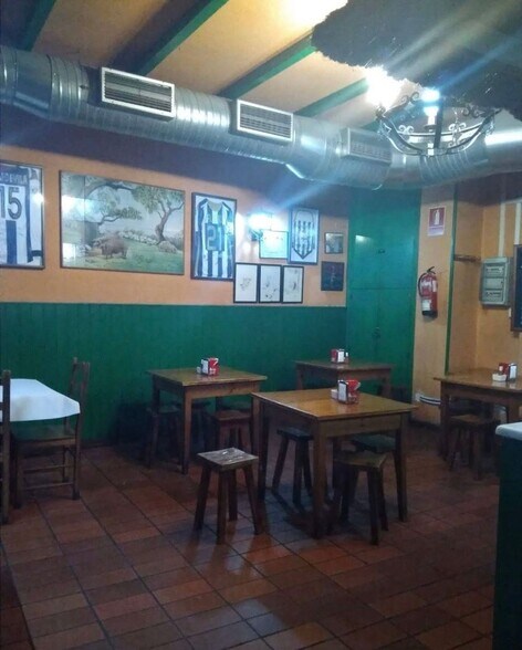 Local en A Coruña en venta - Foto del interior - Imagen 1 de 8