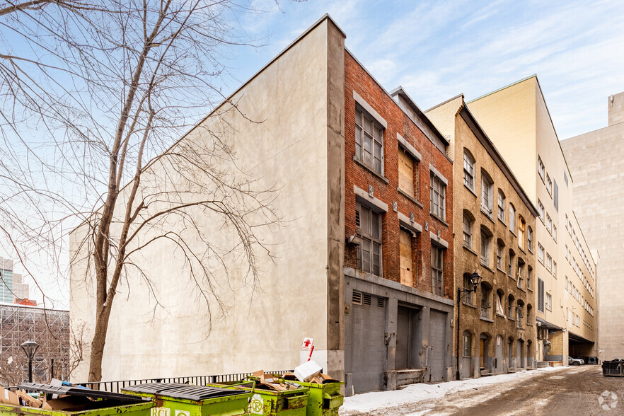 54B Rue Saint-Antoine O, Montréal, QC en alquiler - Foto del edificio - Imagen 3 de 4