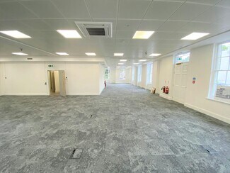 Más detalles de Rodney Rd, Cheltenham - Oficina en alquiler