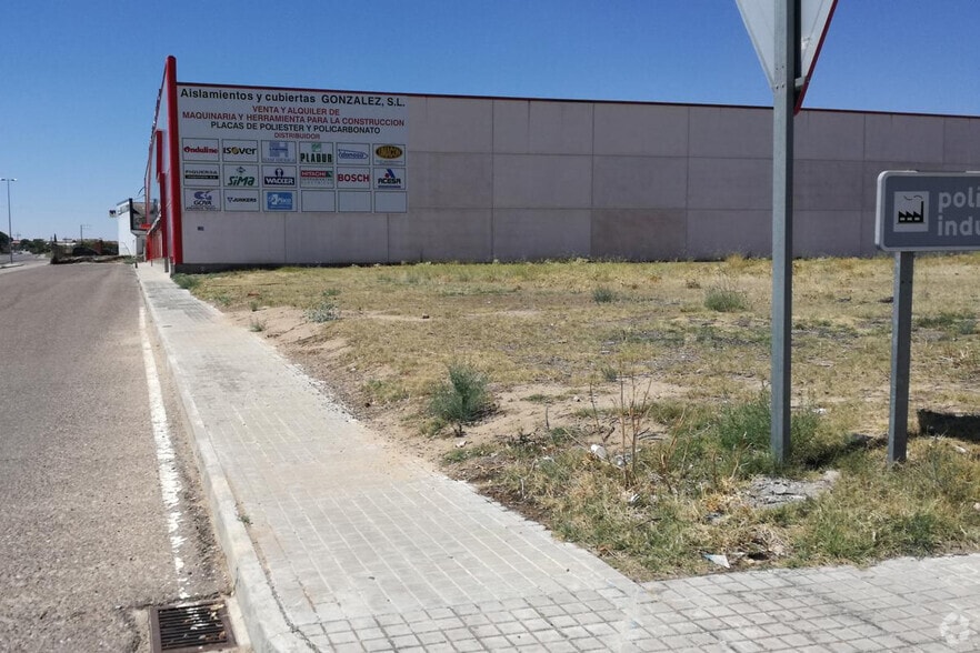 Terreno en Torrijos, Toledo en venta - Foto del edificio - Imagen 3 de 3