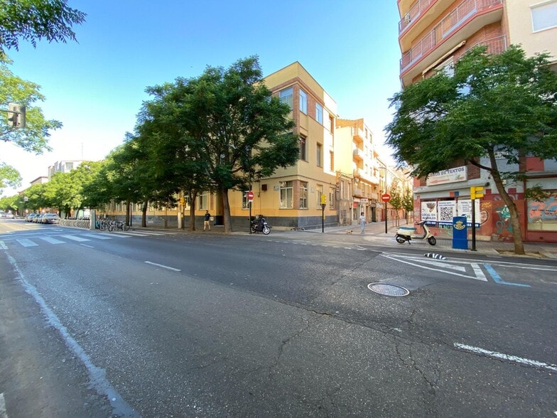 Calle Concepción Arenal, 25, Zaragoza, Zaragoza en alquiler - Foto del edificio - Imagen 3 de 25