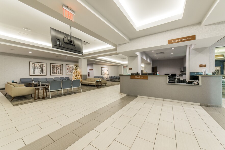 808 S 52nd St, Rogers, AR en venta - Lobby - Imagen 3 de 9