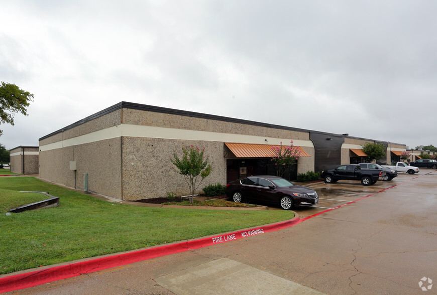 1224 W Corporate Dr, Arlington, TX en alquiler - Foto principal - Imagen 1 de 2