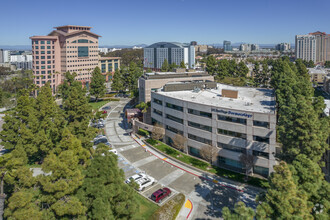 8899 University Center Ln, San Diego, CA - VISTA AÉREA  vista de mapa - Image1