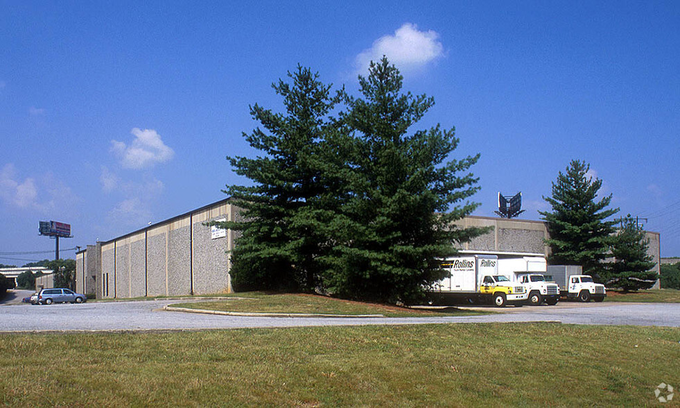 2011 Sullivan Rd, College Park, GA en alquiler - Foto del edificio - Imagen 2 de 4