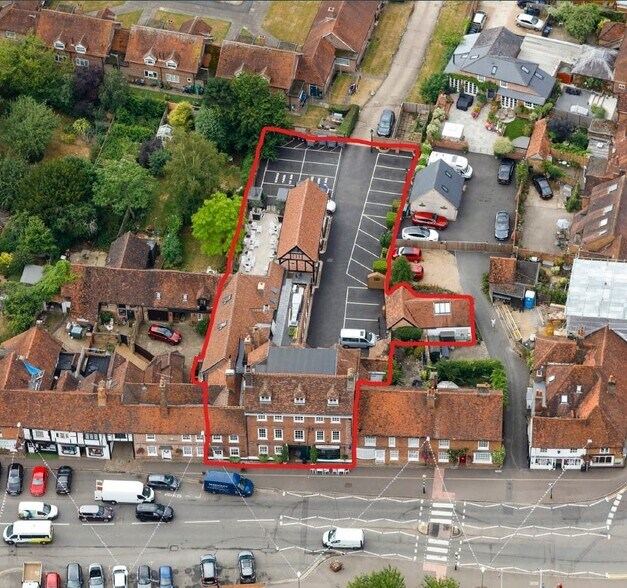 12 The Broadway, Amersham en venta - Vista aérea - Imagen 2 de 15