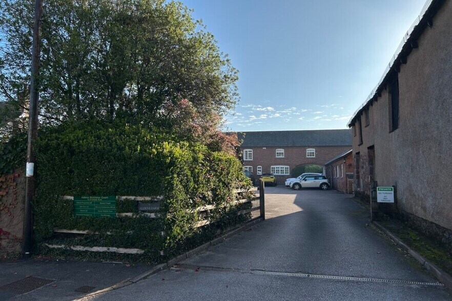 Chudleigh Rd, Exeter en alquiler - Foto del edificio - Imagen 2 de 2
