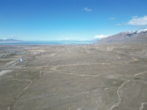 East of Droubay Lane, Erda, UT - VISTA AÉREA  vista de mapa - Image1