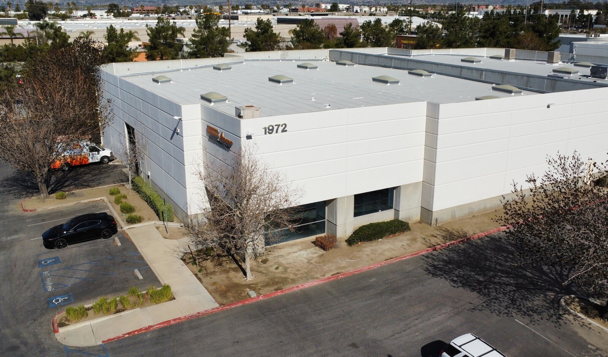 1972 Essex Ct, Redlands, CA en venta Foto del edificio- Imagen 1 de 1