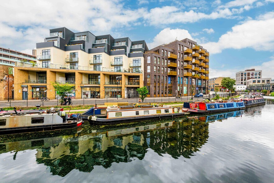 16-29 Andrews Rd, London en alquiler - Foto del edificio - Imagen 2 de 3